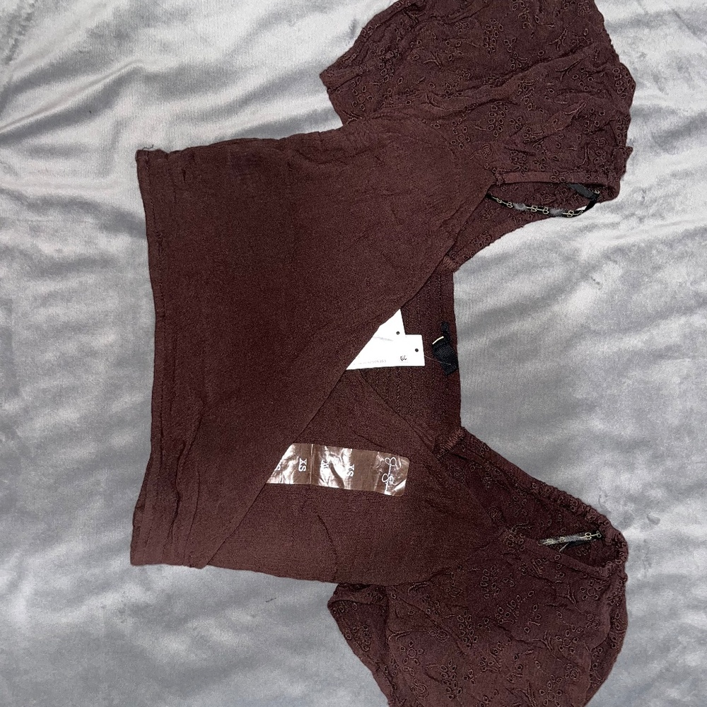 Cropped shirt